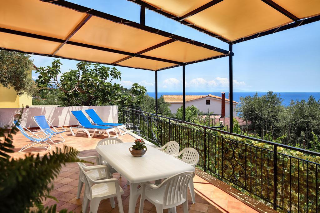 Matisse Nerano By Gocce Apartment Marina del Cantone Bagian luar foto